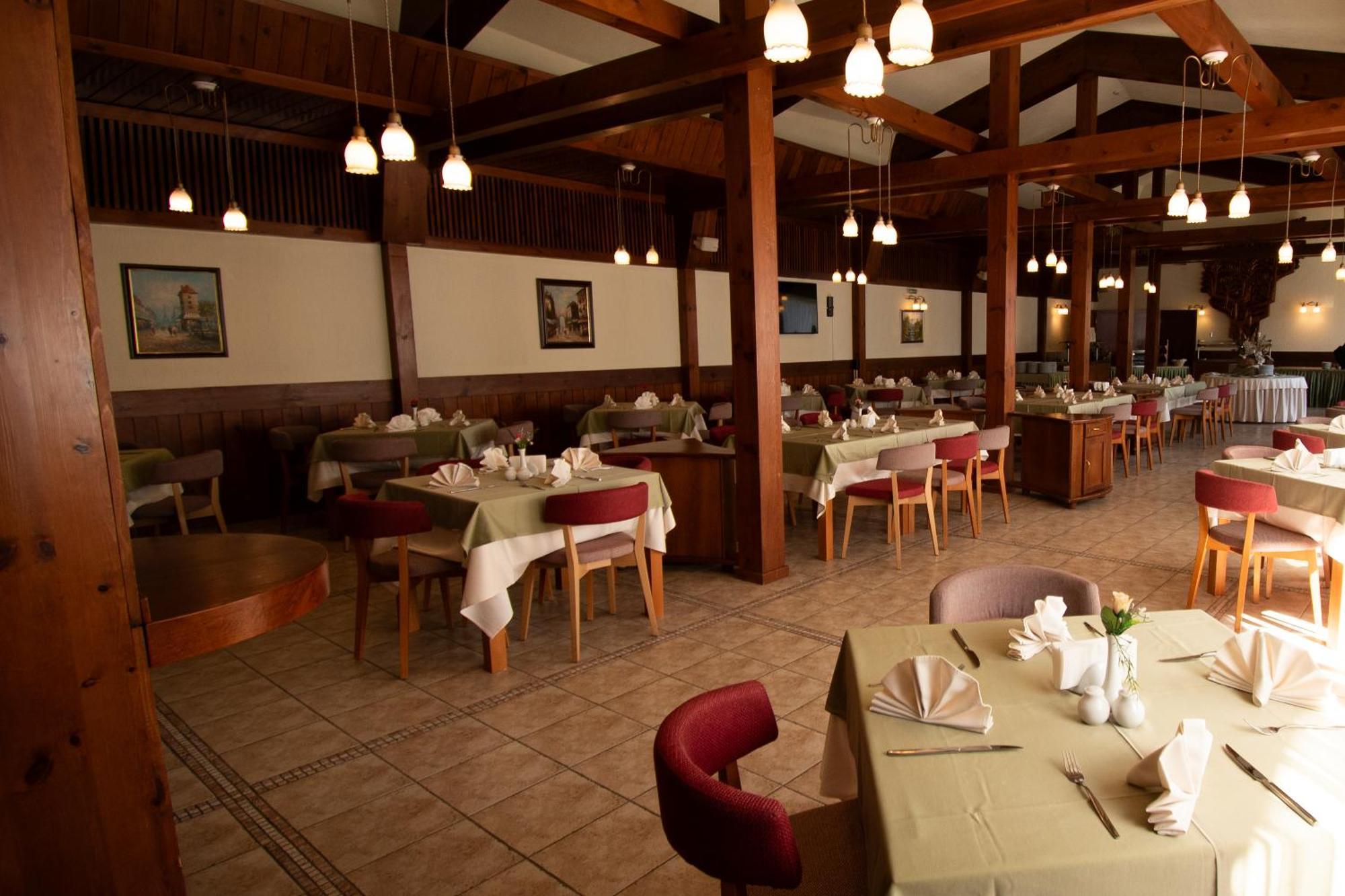 Hotel Pirin บันสโก ภายนอก รูปภาพ